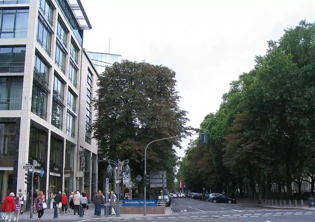 Königsallee Düsseldorf 2010-08-08