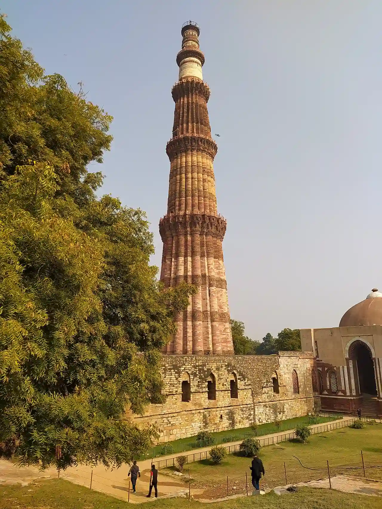 Madrasa and tomb of Alauddin Khalji 2
