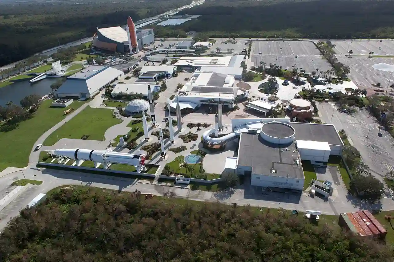 Kennedy Space Center Visitor Complex (KSC-20170912-PH SWW01 0357)