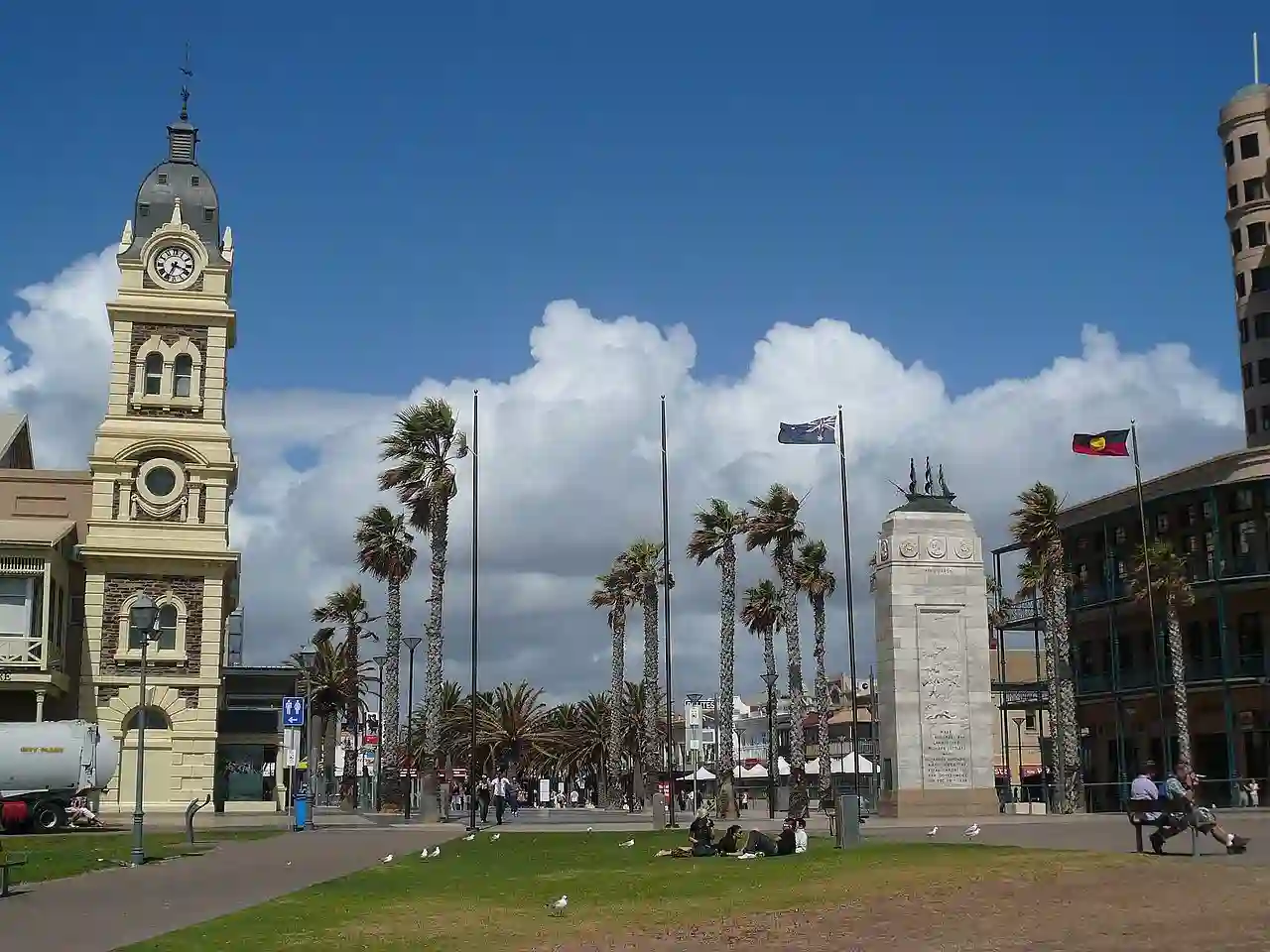 Adelaide - Glenelg Beach (4158746916)