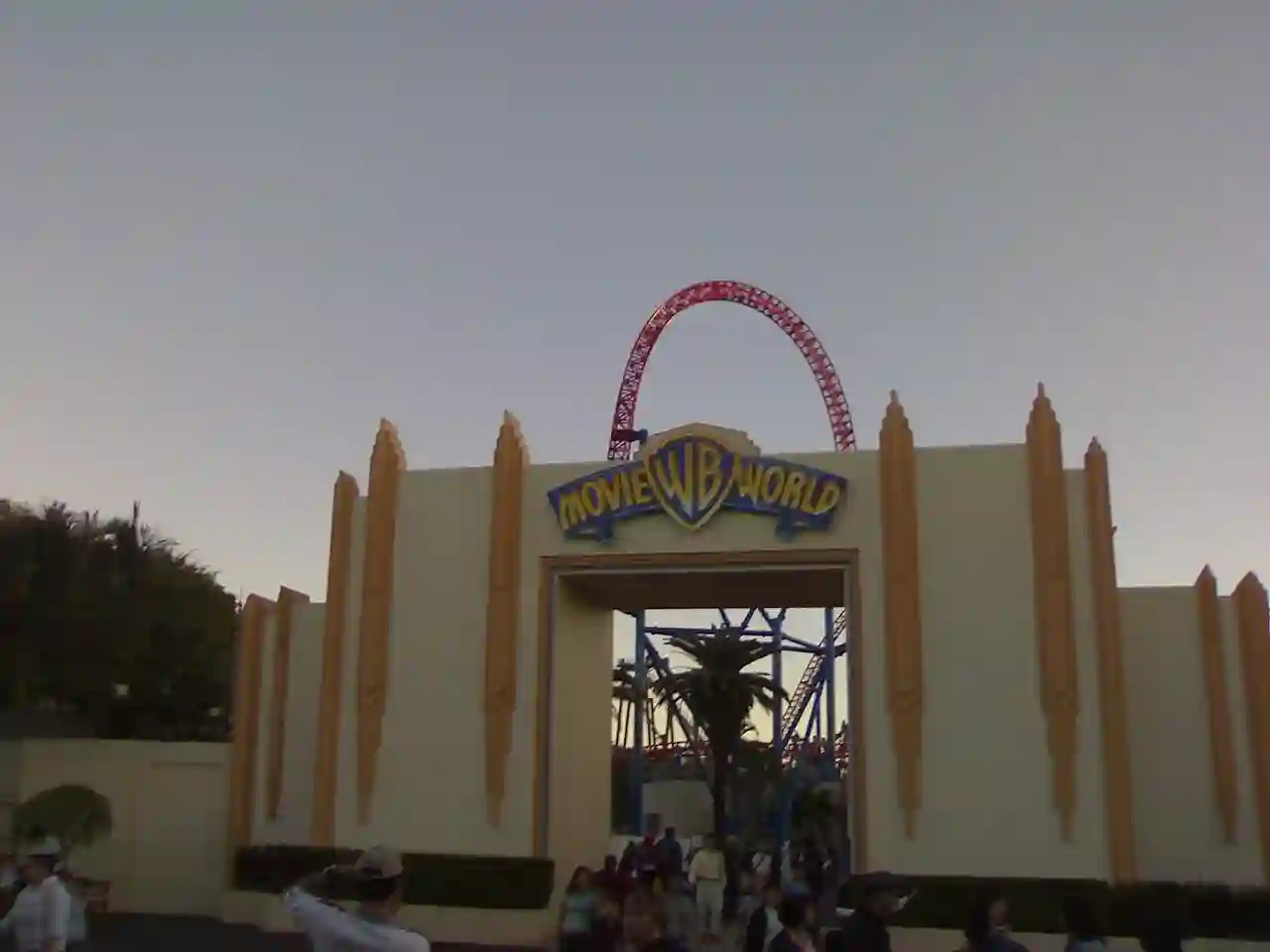 Superman Escape over Movie World's entrance