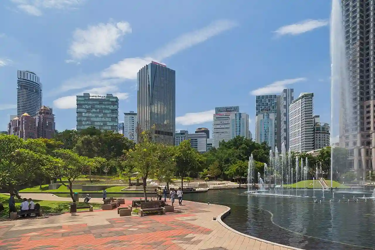 2016 Kuala Lumpur, Park KLCC, Fontanna na jeziorze Symphony (06)