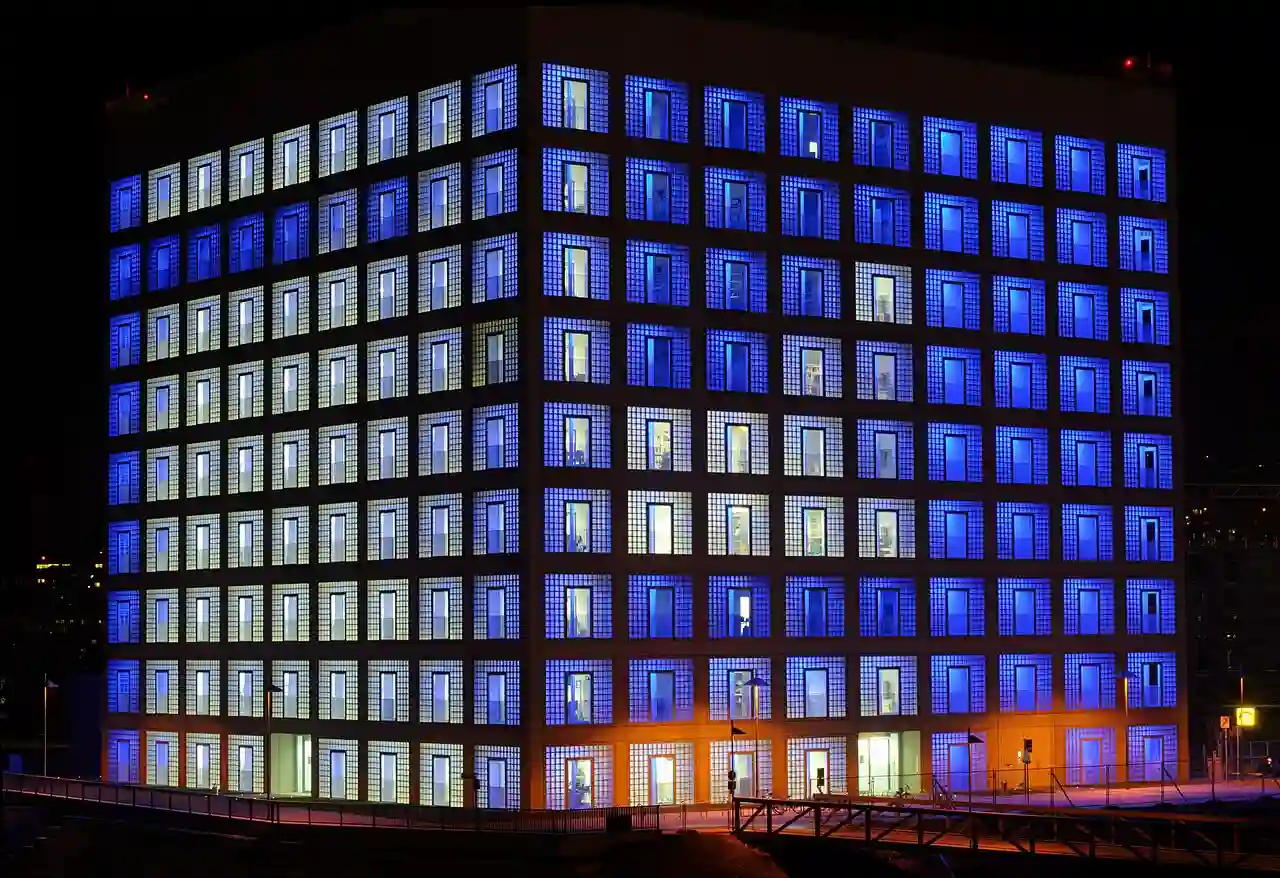 BibliothekMailaenderPlatzNachtaufnahme 2012-01