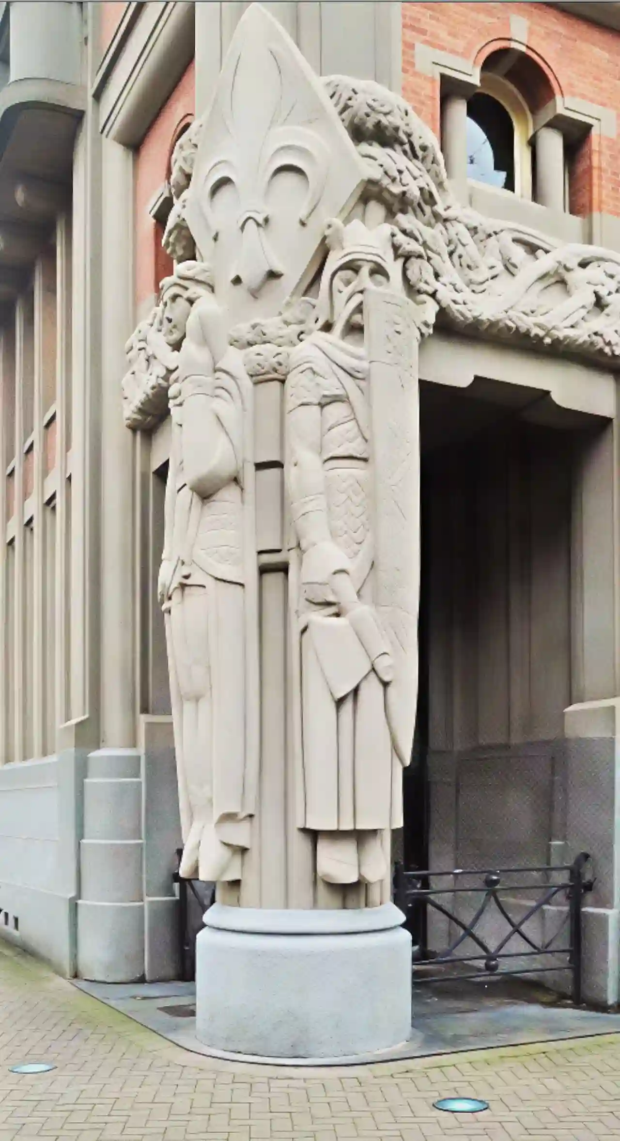 Lille. Lydéric et Phinaert géants du beffroi