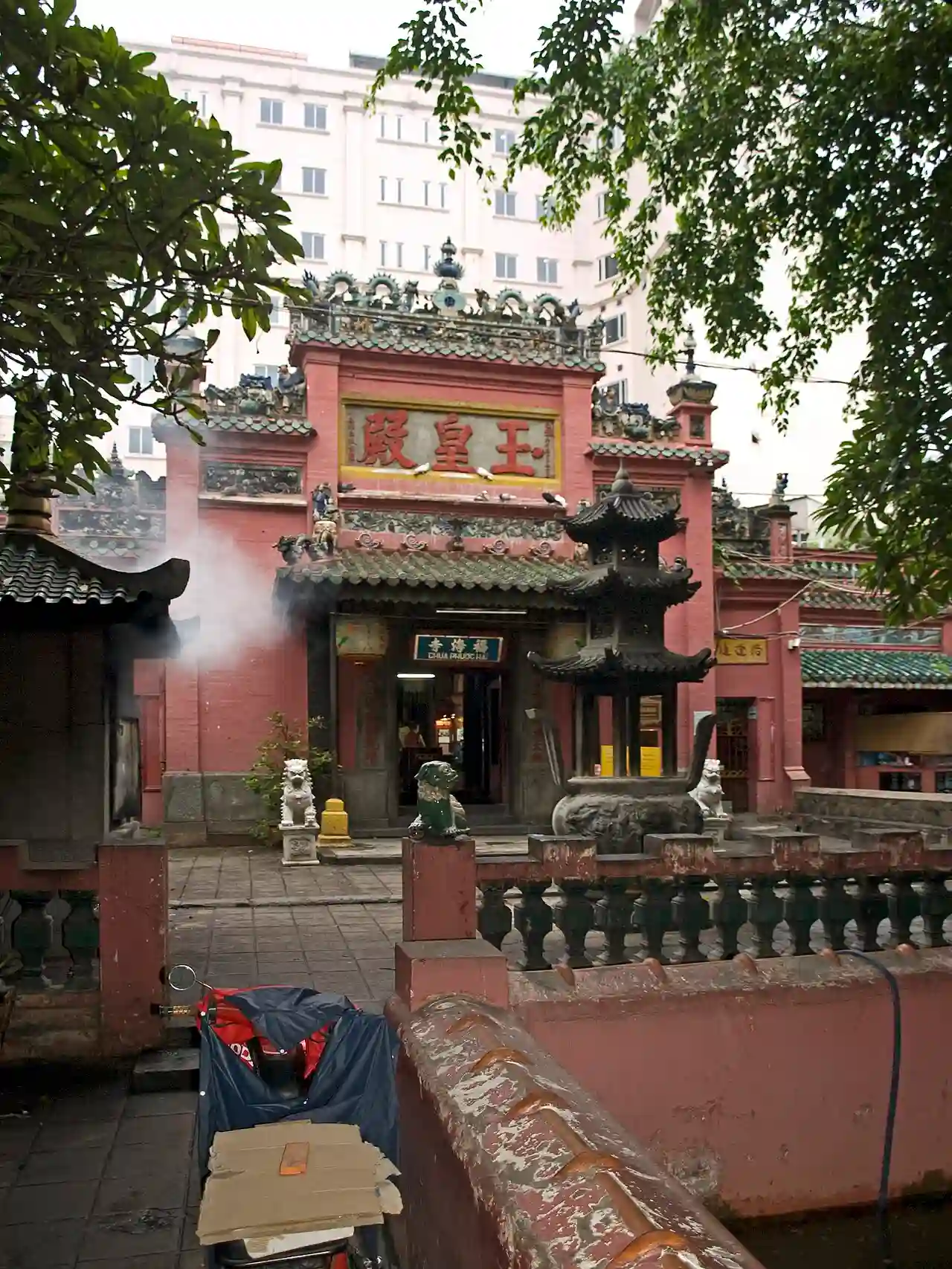 Jade Emperor Pagoda Saigon
