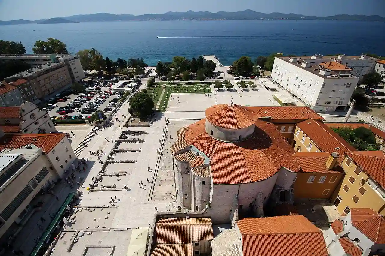 Zadar kostel sv. Donáta a římské fórum