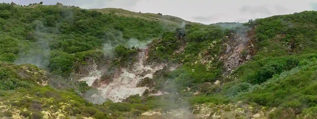 Furnas do Enxofre, Angra do Heroísmo, isla de Terceira, Azores, Portugal, 2020-07-25, DD 31-36 PAN