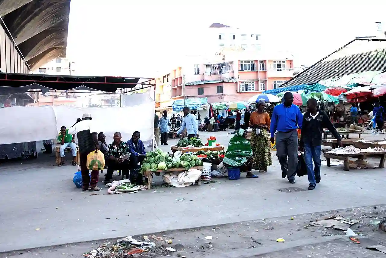 Kariakoo market dar es salaam 2