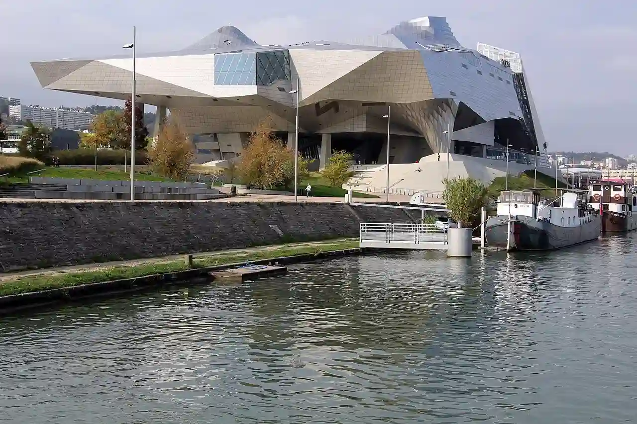 Lyon - Musée des Confluences (49525806051)