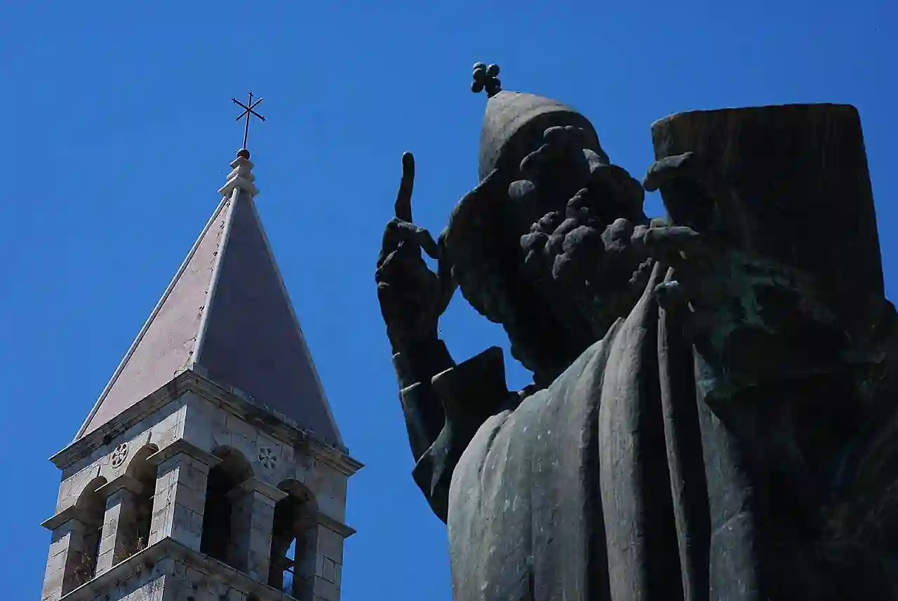 Grgur Ninski akn
