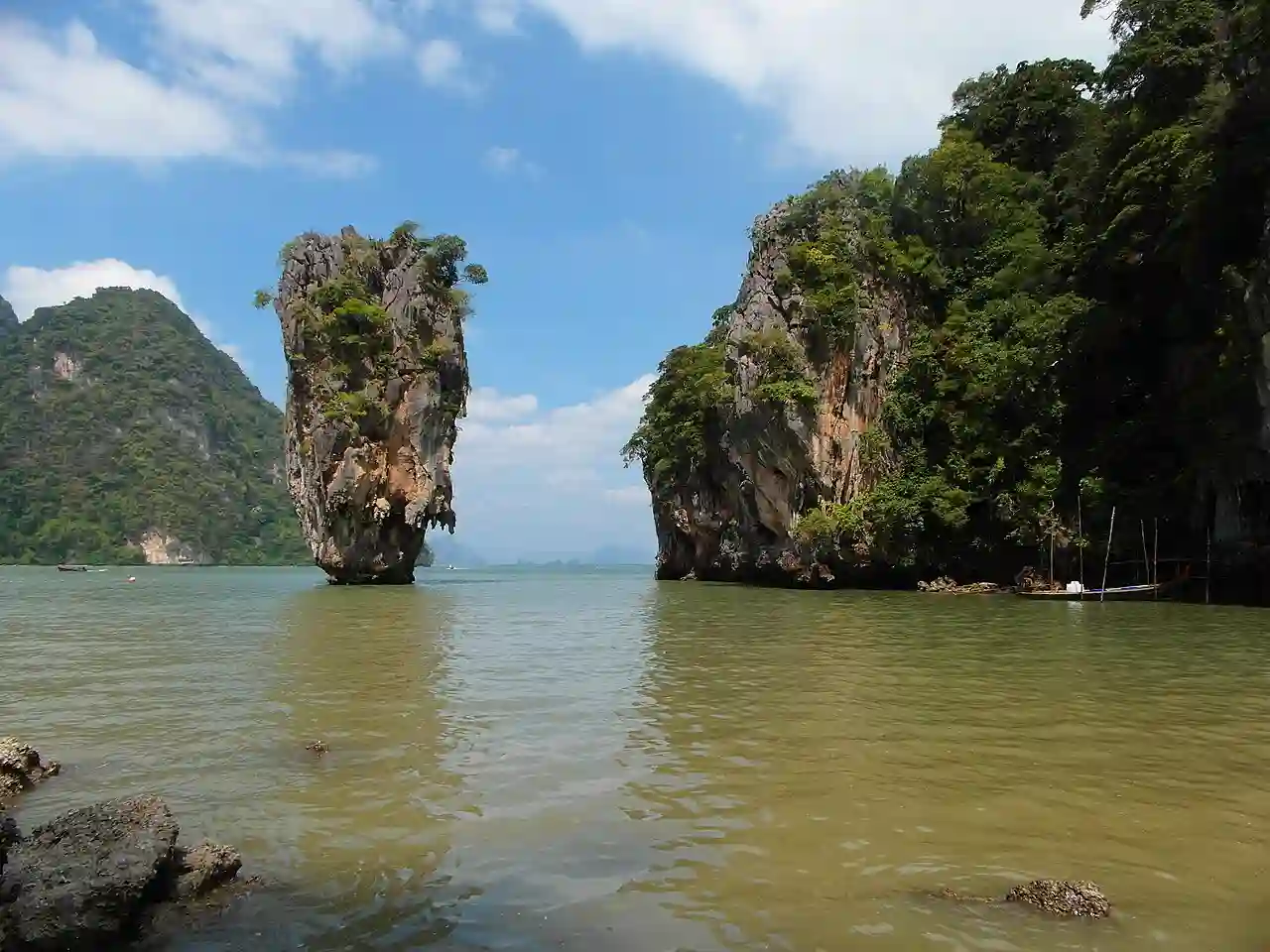 Phan Nga (2013 Dec.) "J.Bond Island" - panoramio