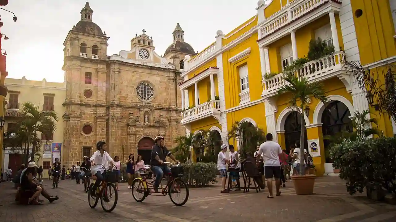 Plaza en la Ciudad Amurallada de Cartagena