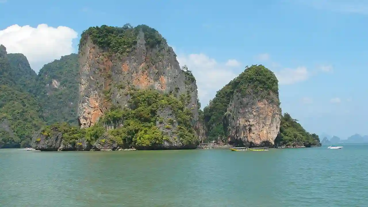 Phan Nga (2013 Dec.) "J.Bond Island" - panoramio (4)