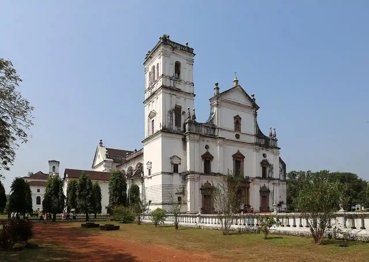 Goa vecchia, cattedrale della sé, esterno 02