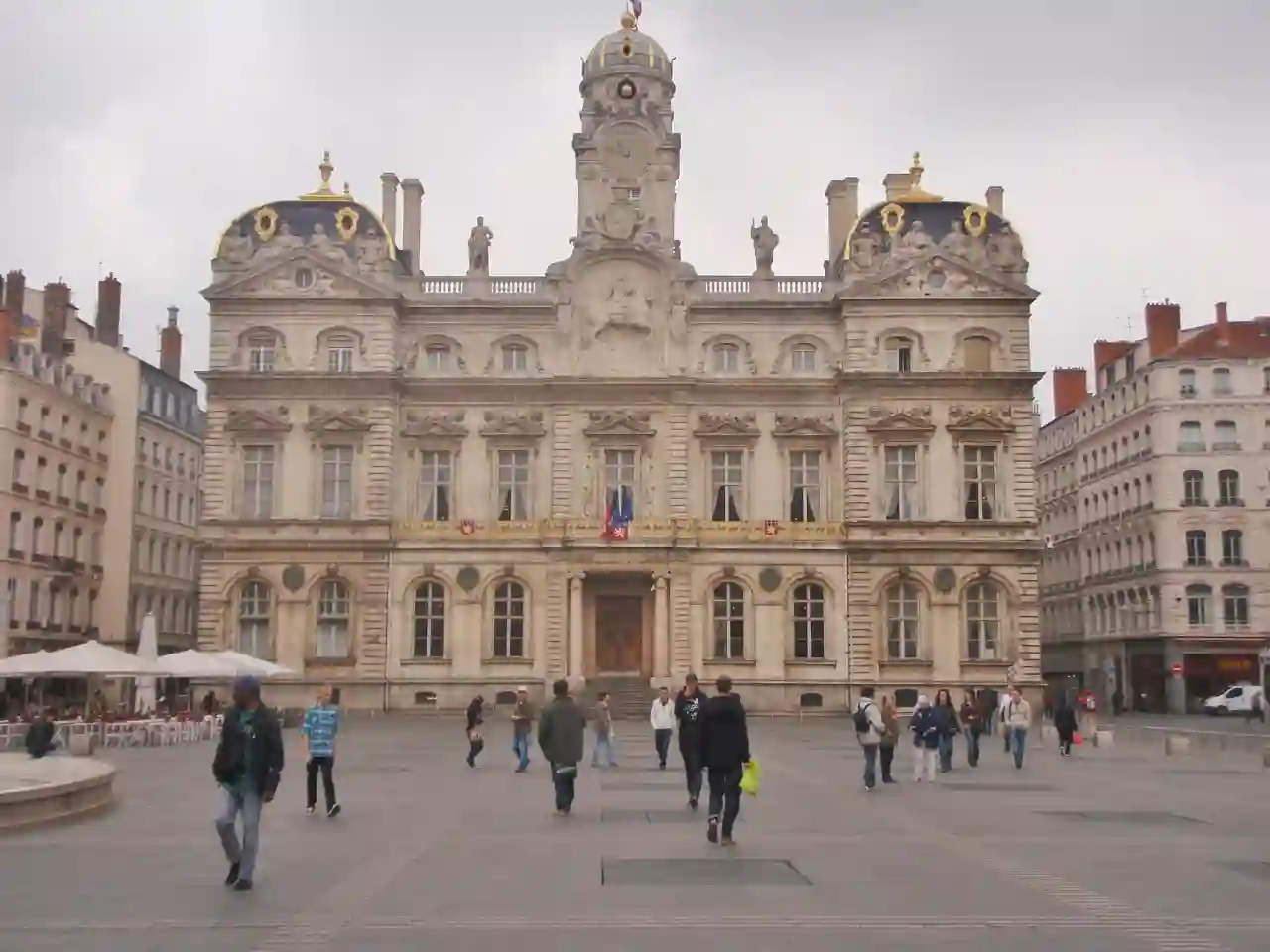 Hotel de Ville (8061957354)
