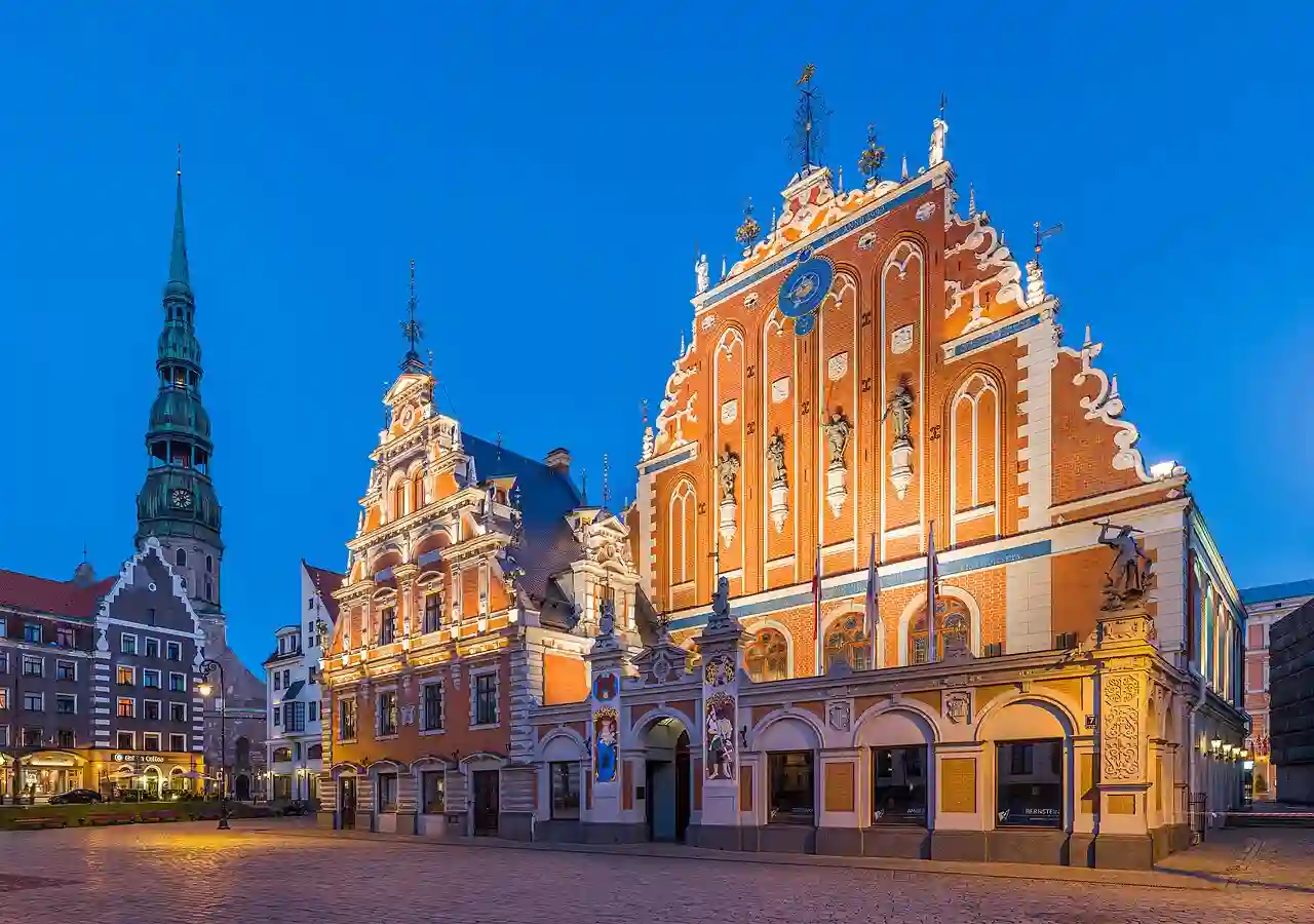 House of Blackheads and St. Peter's Church Tower, Riga, Latvia - Diliff