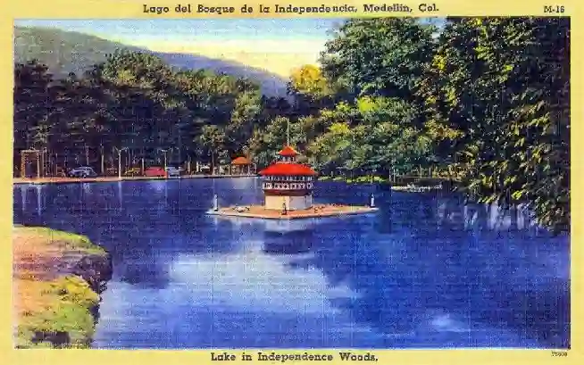 Bosque de la Independencia (Lago)-Medellin