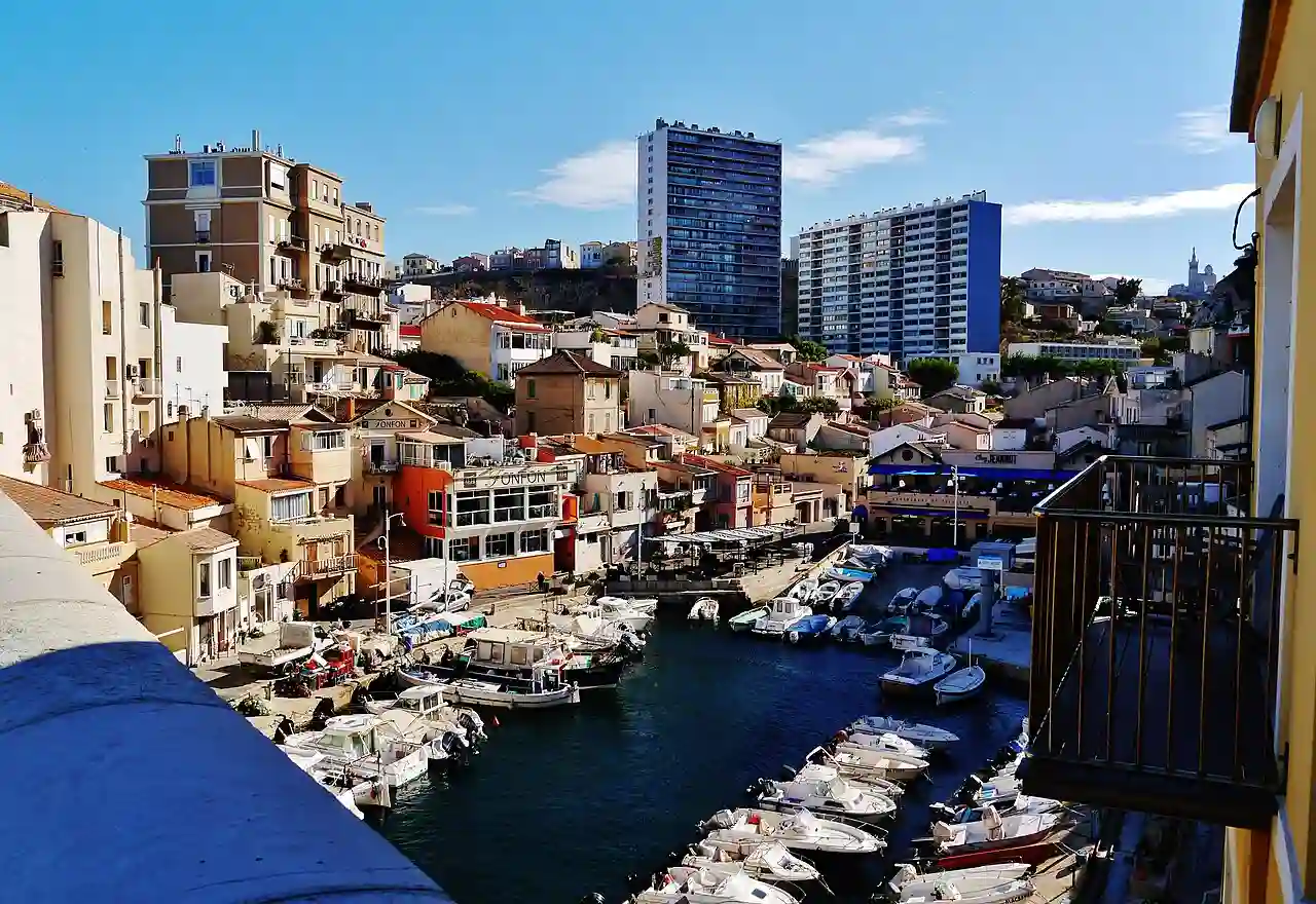 Marseille Vallon des Auffes 01