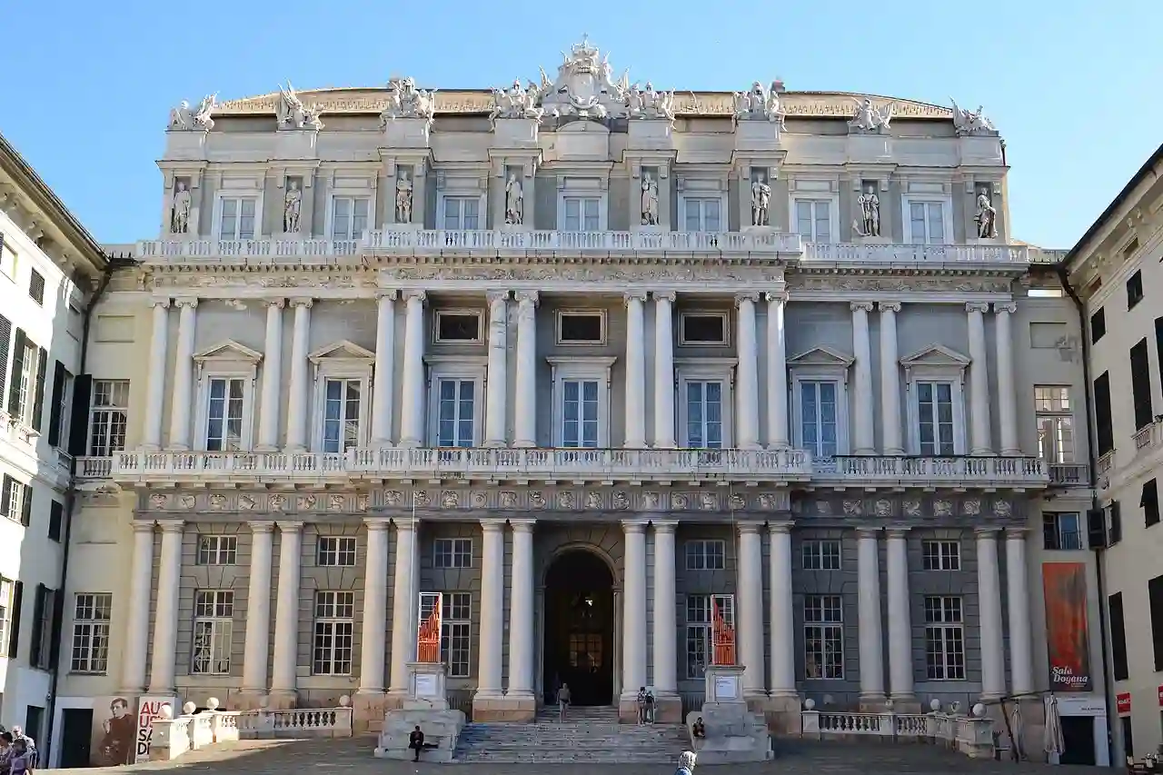 Palazzo Ducale piazza Matteotti 2