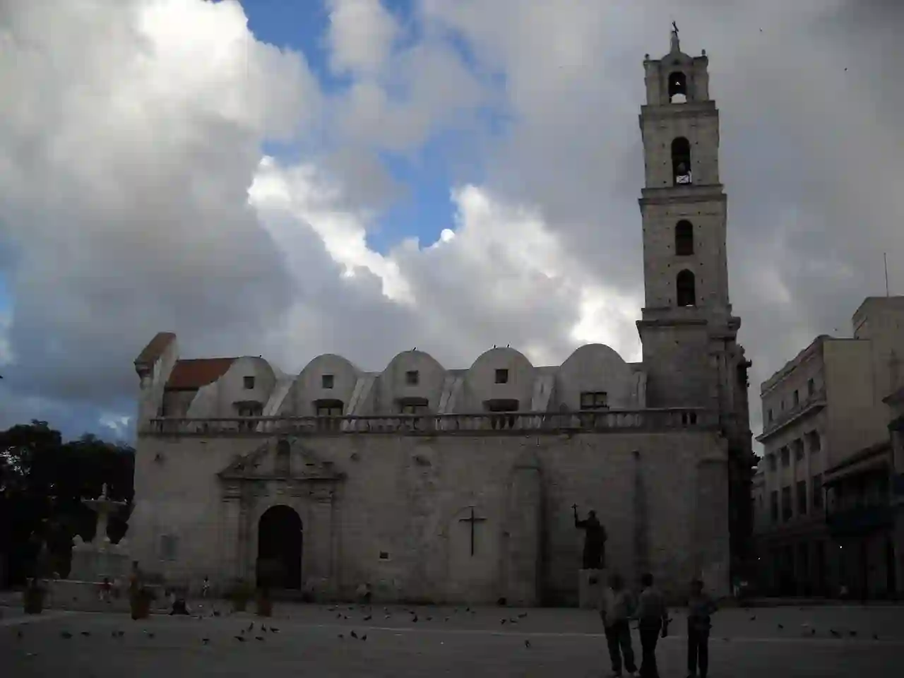 Basilica Menor de San Francisco de Asis in havana
