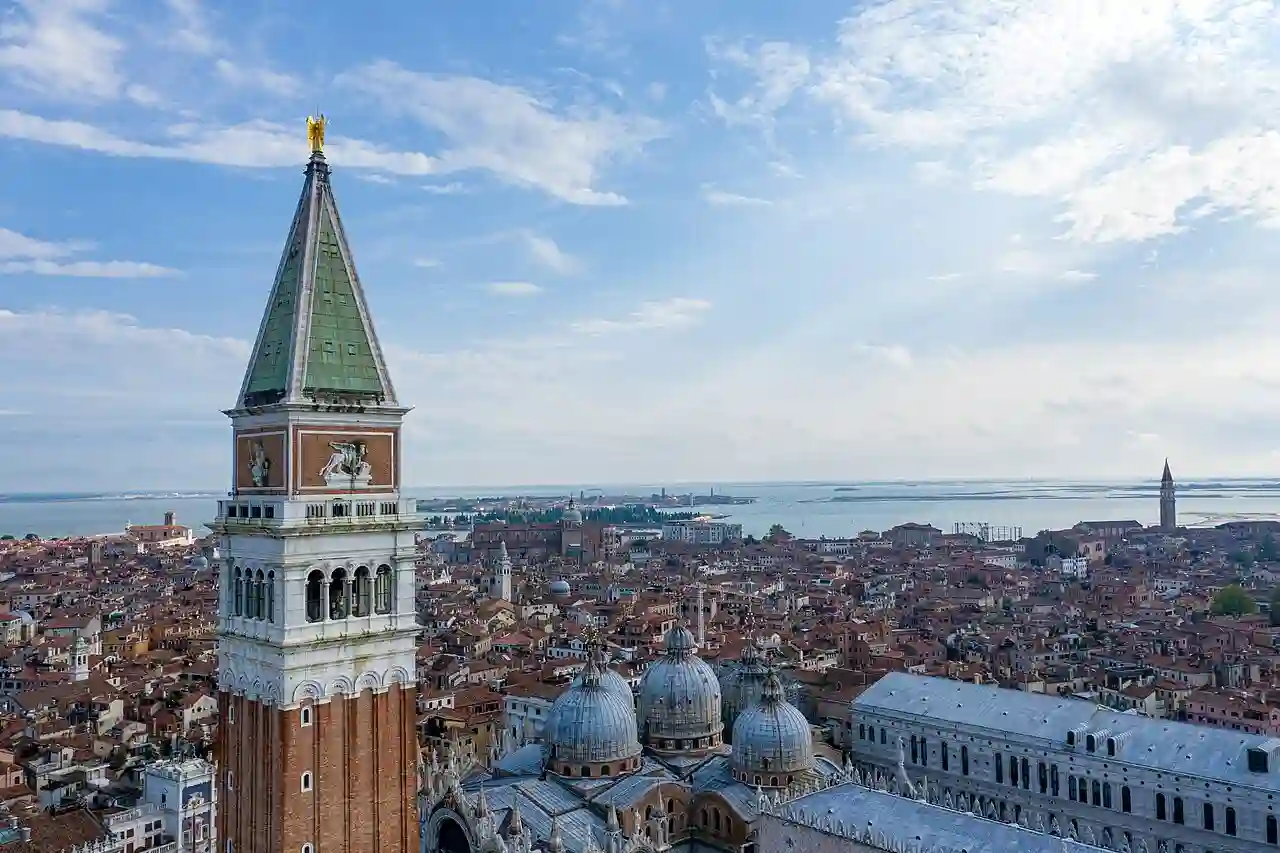 Campanile of St Mark's Basilica Aug 2020 1