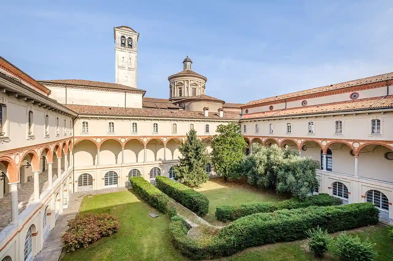 Chiostri del Museo Nazionale Scienza e Tecnologia Leonardo da Vinci
