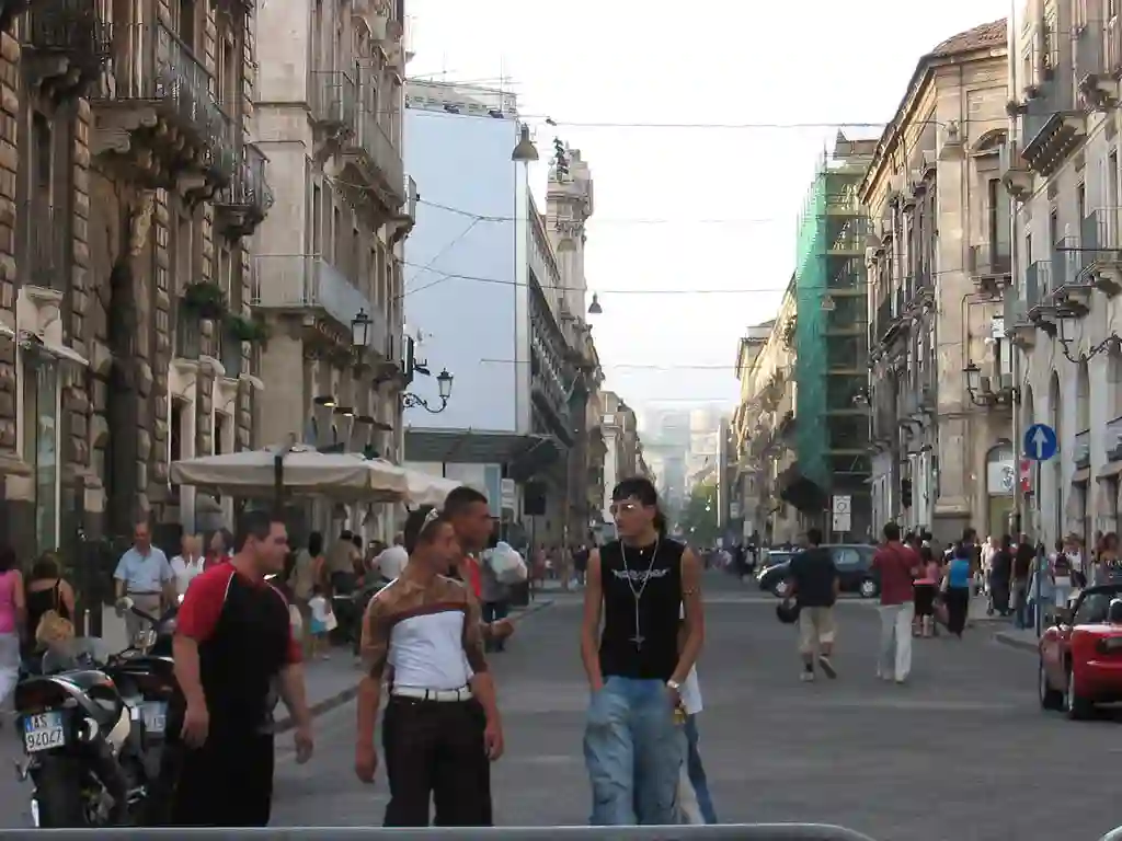 Catania-via etnea