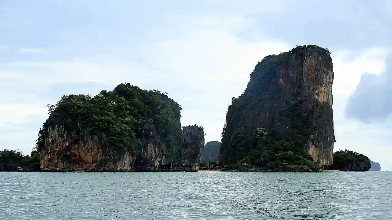 Khao Phing Kan and Koh Tapu (James Bond Island)