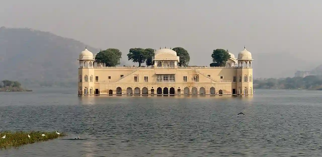 Jal Mahal Palace in Jaipur, 20191218 1427 9226