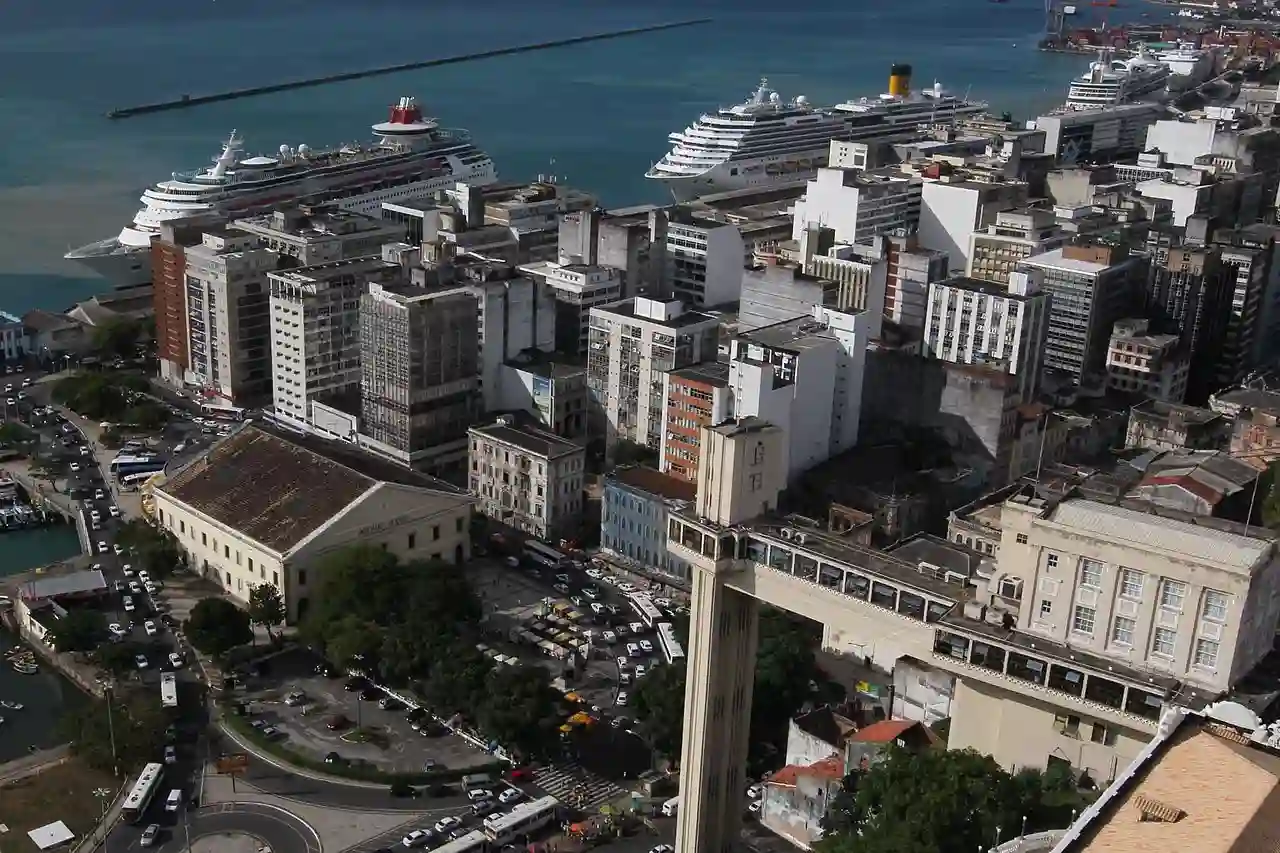 Cruzeiros no Porto de Salvador