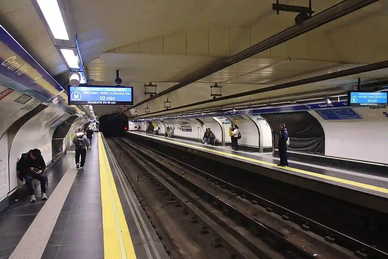 Estacion de Gran Vía, L1, 2024 (01)