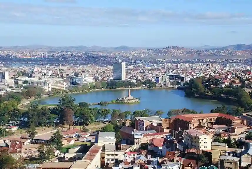 Lake Anosy, Central Antananarivo, Capital of Madagascar, Photo by Sascha Grabow