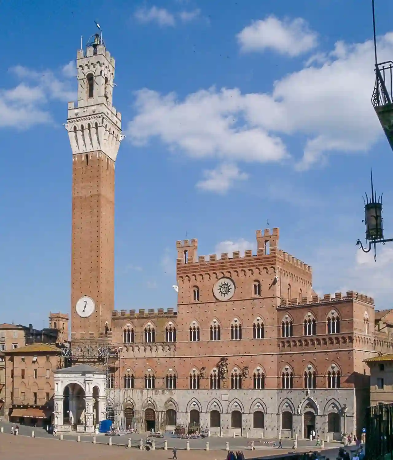 2000-05-17 Siena 05170009