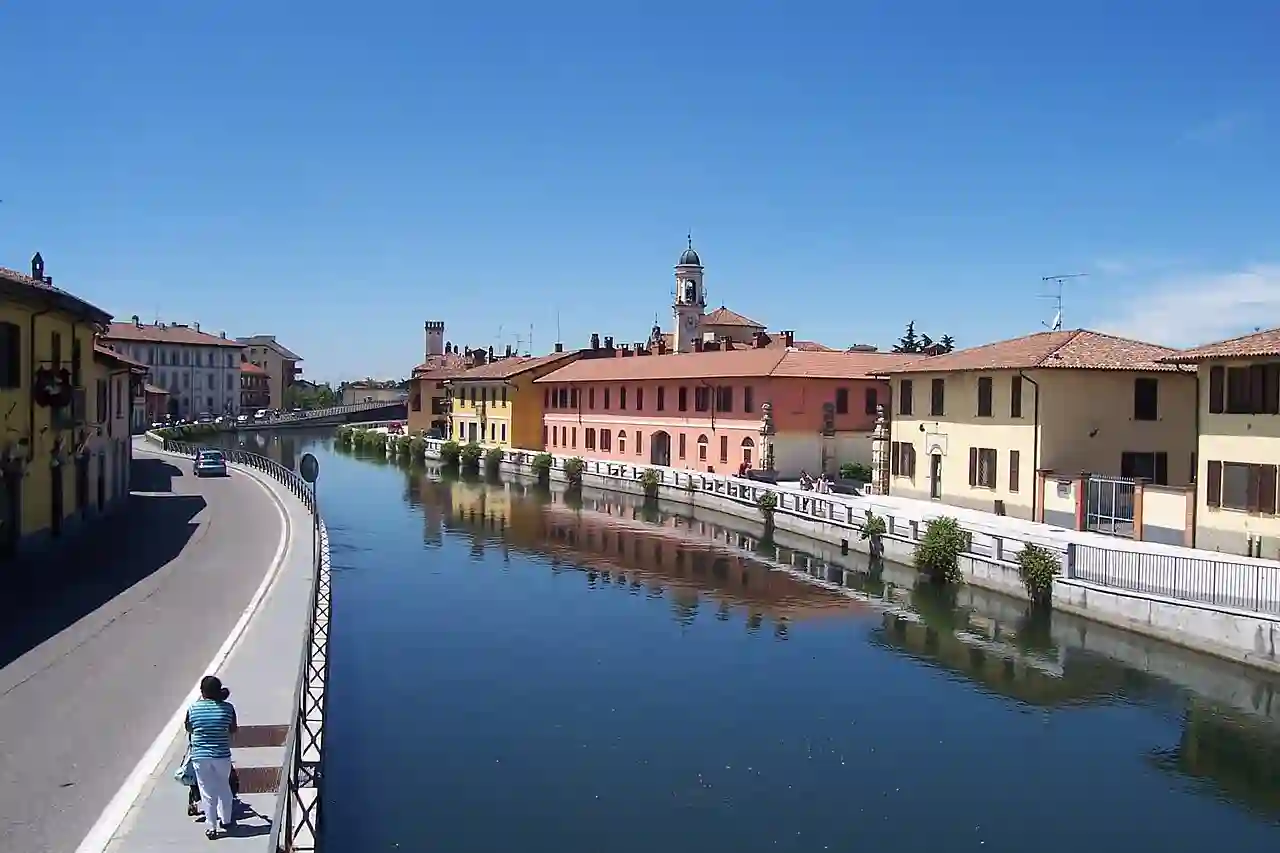 Navigli di Milano Naviglio Grande a Gaggiano01
