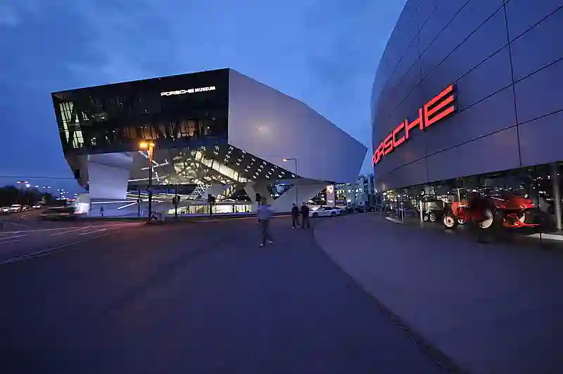 Porsche Museum Nacht