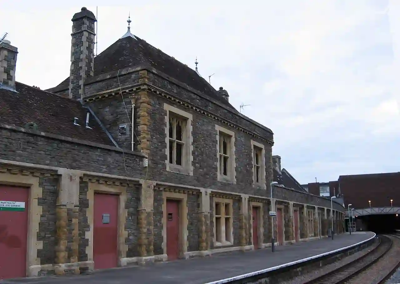 Clifton Down station