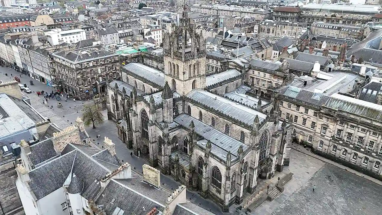 St Giles' Cathedral - aerial - 2025-04-19 04