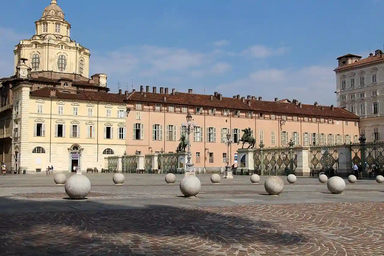 Torino - Piazza Castello (24269304747)