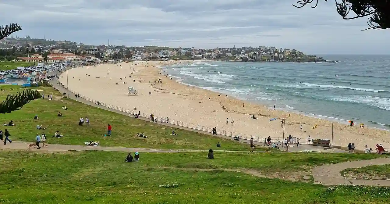 2022-10-22 Bondi Beach