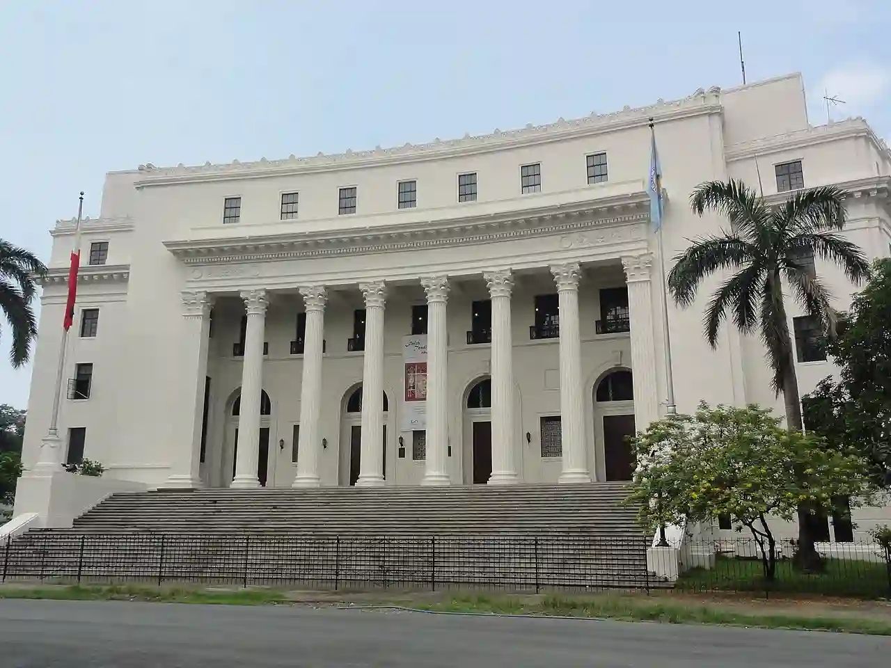 Pic stock-geo ph-mm-manila-ermita-rizal park-old finance bldg. (national museum annex) (2014) a0001