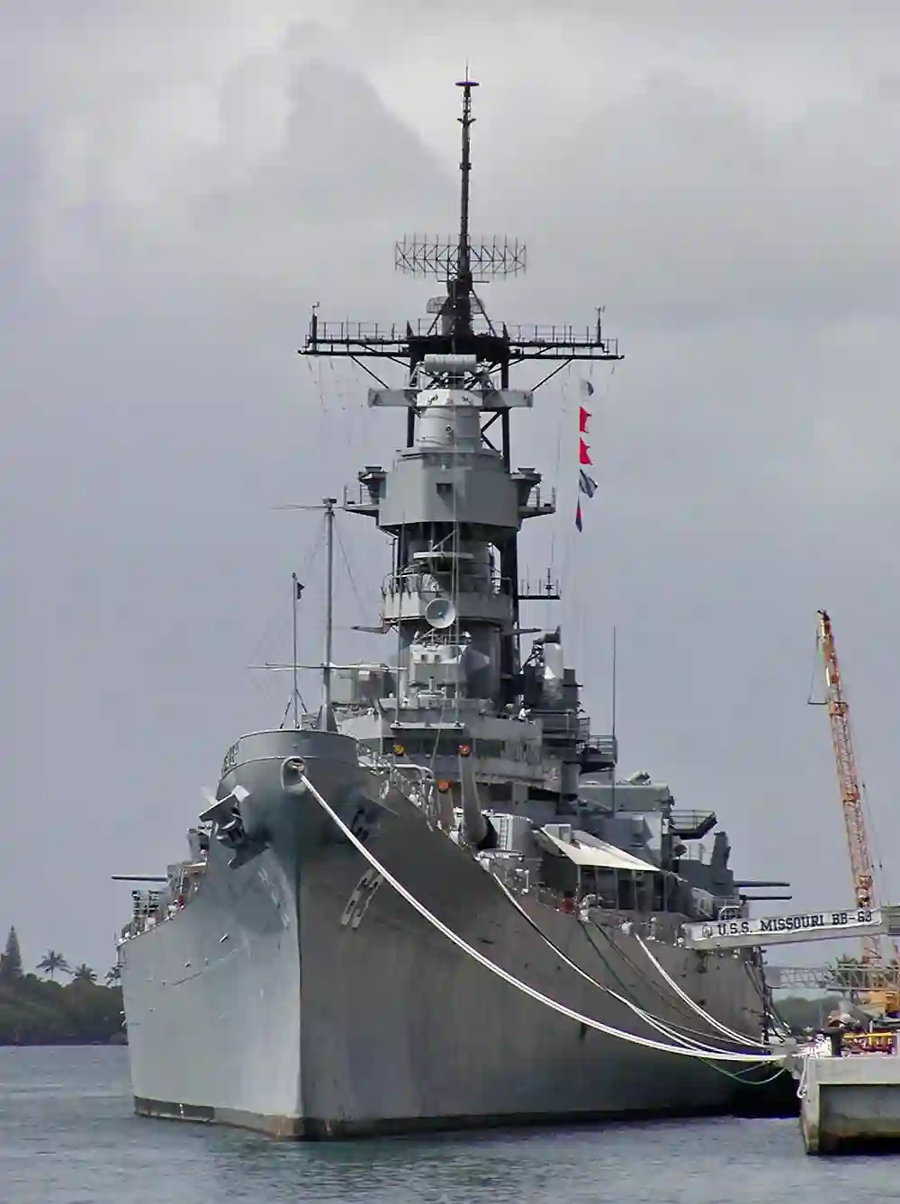 USS Missouri from bow
