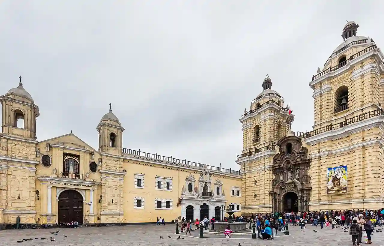 Iglesia de San Francisco, Lima, Perú, 2015-07-28, DD 70