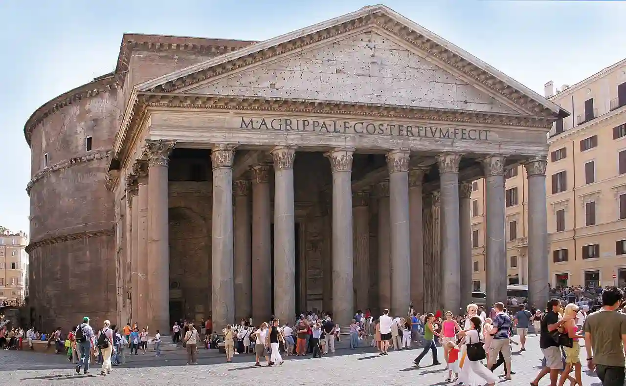 Rome Pantheon front